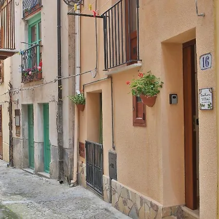 Casa Ni Rosa *