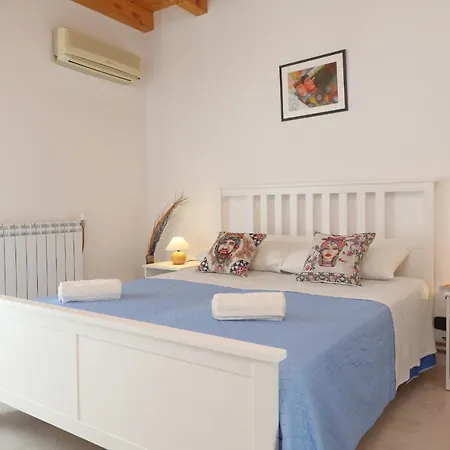 Holiday home Casa Ni Rosa *